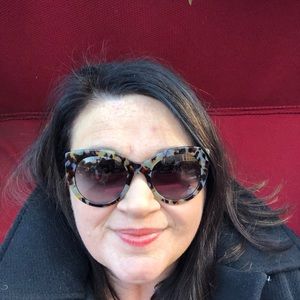 Meet your Posher, Michele